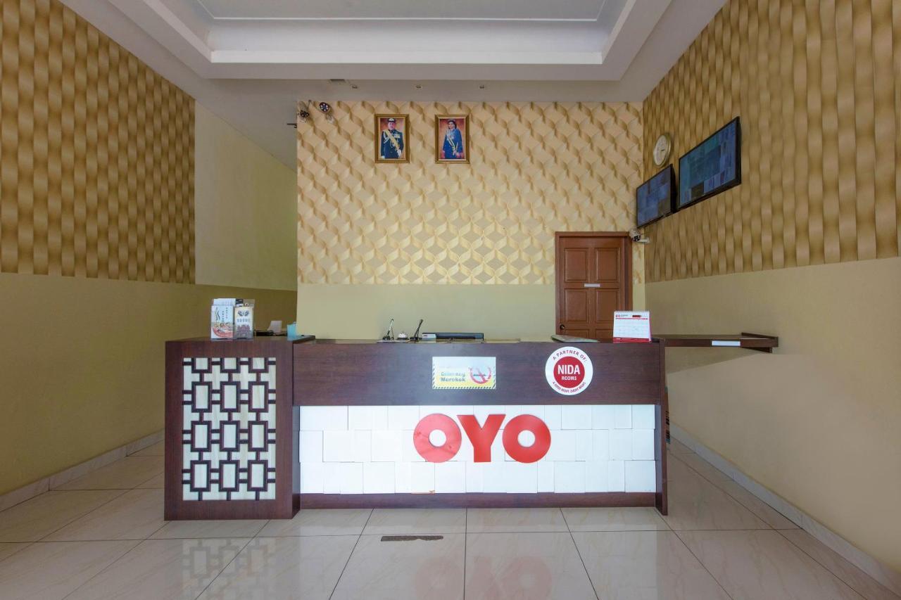 Super Oyo 90385 H3 Hotel Yong Peng Dış mekan fotoğraf